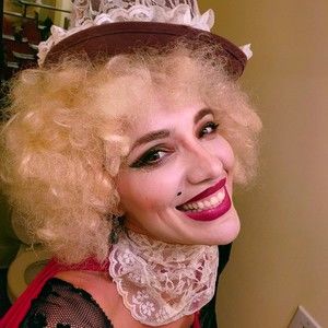 Meet your Posher, Danijela